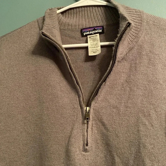 Patagonia mens gray quarter zip sweater - large - lambswool blend - Picture 3 of 6